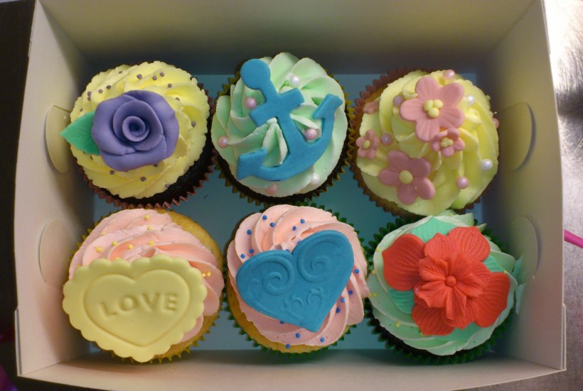 Behold them lovely cupcakes!